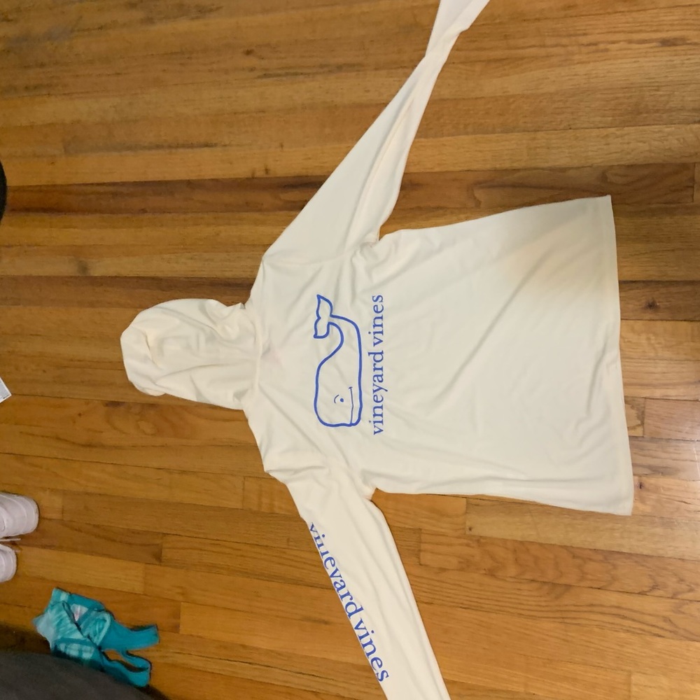 Vineyard vines long sleave
